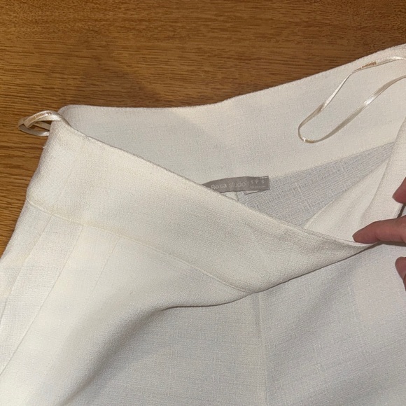 White Sleeveless Top and Pants Set - Picture 2 of 6